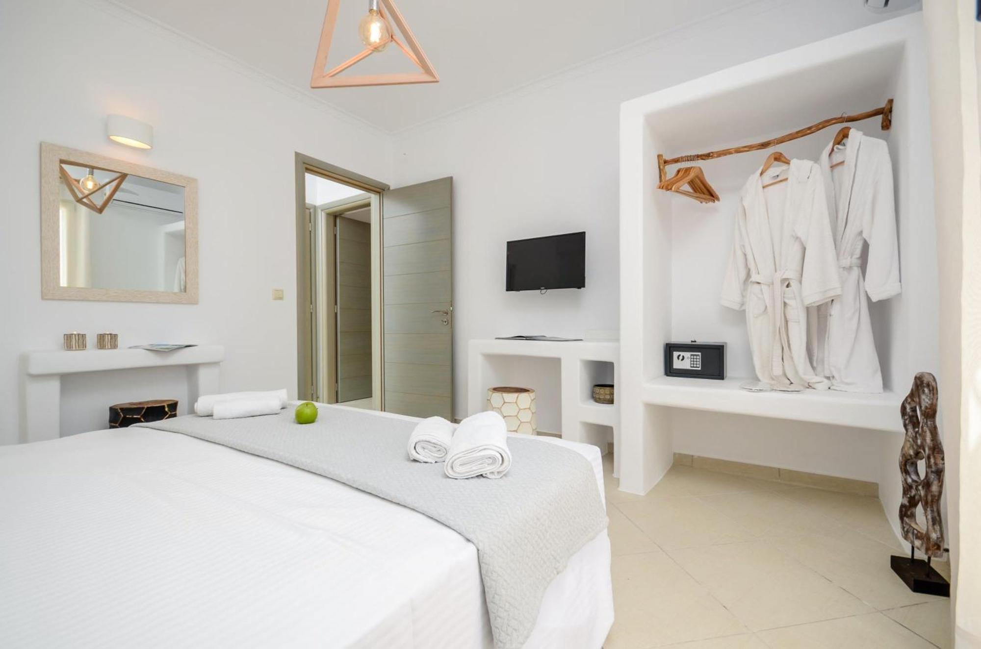 Olives Rocks Naxian Villas Agia Anna  外观 照片